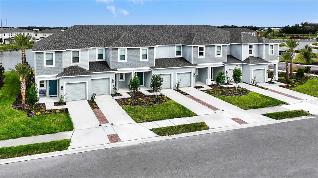 34243 POLACCA LANE WESLEY CHAPEL, FL 33543