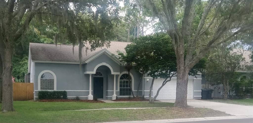 9617 REGENTS PARK DRIVE TAMPA, FL 33647
