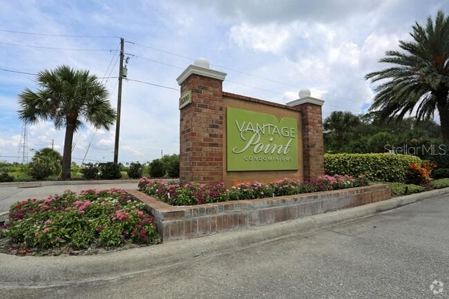 10200 GANDY BOULEVARD N UNIT 402 ST PETERSBURG, FL 33702