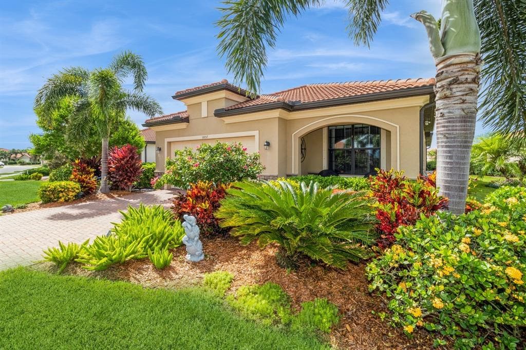 10057 COZY GROVE DRIVE VENICE, FL 34293
