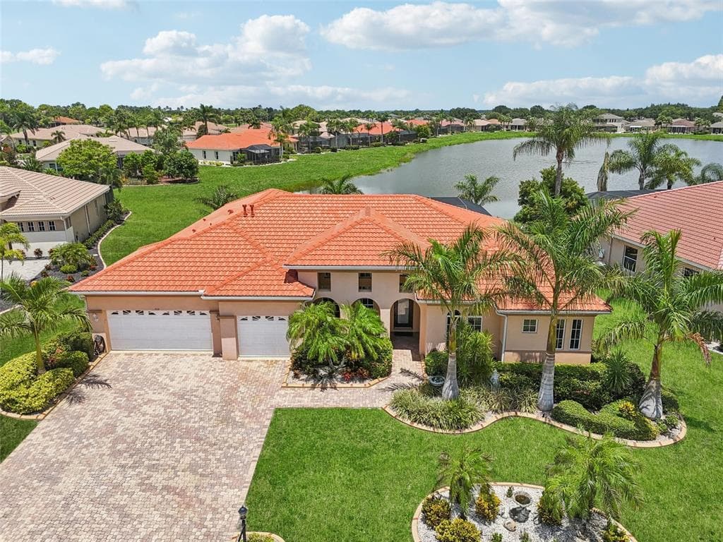 306 NOBLE FAIRE DRIVE SUN CITY CENTER, FL 33573
