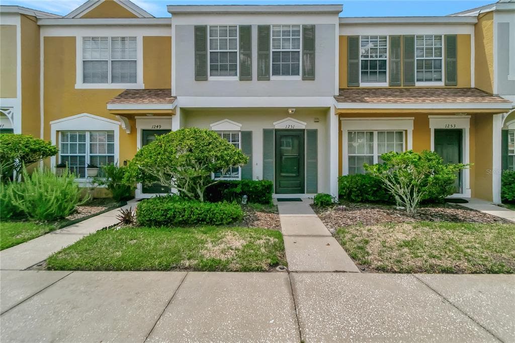 1251 REDONDO WAY WESLEY CHAPEL, FL 33543