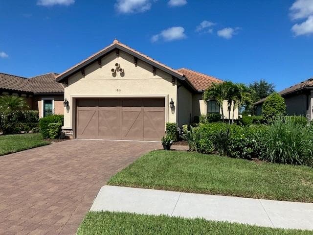 5801 SEMOLINO STREET NOKOMIS, FL 34275