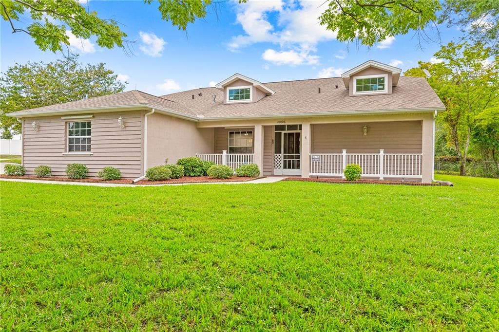 10006 BLUEBIRD AVENUE WEEKI WACHEE, FL 34613
