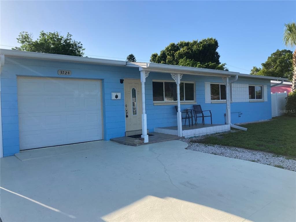 3724 MANATEE DRIVE SE ST PETERSBURG, FL 33705