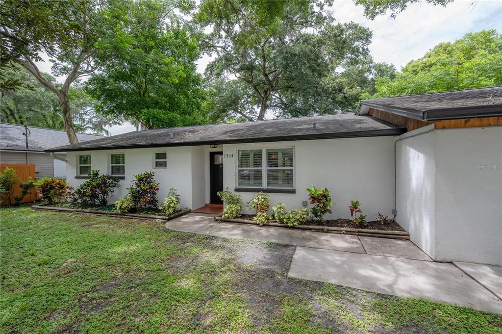 1714 E FERN STREET TAMPA, FL 33610