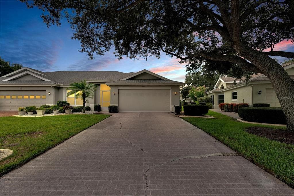 757 MCDANIEL STREET UNIT 227 SUN CITY CENTER, FL 33573