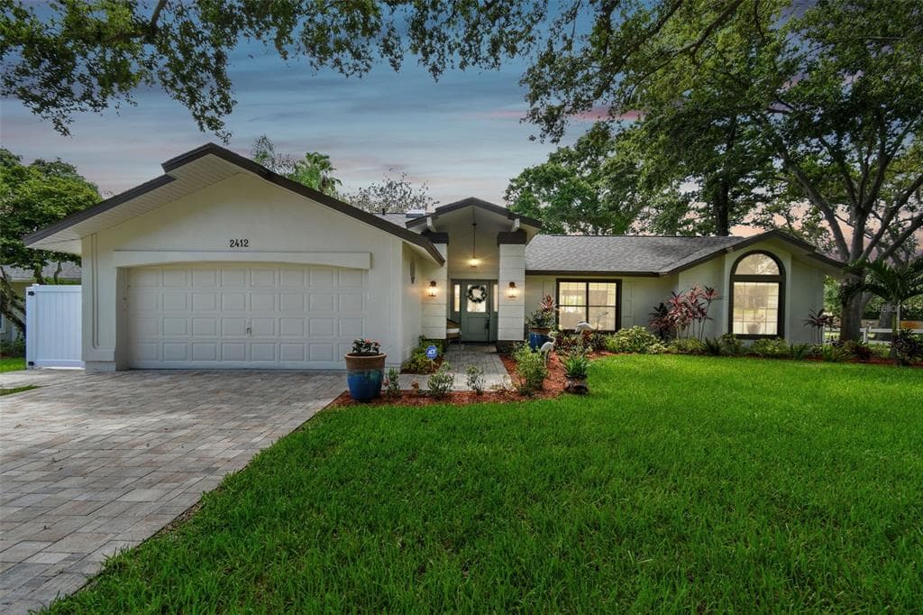 2412 COUNTRY TRAILS DRIVE SAFETY HARBOR, FL 34695