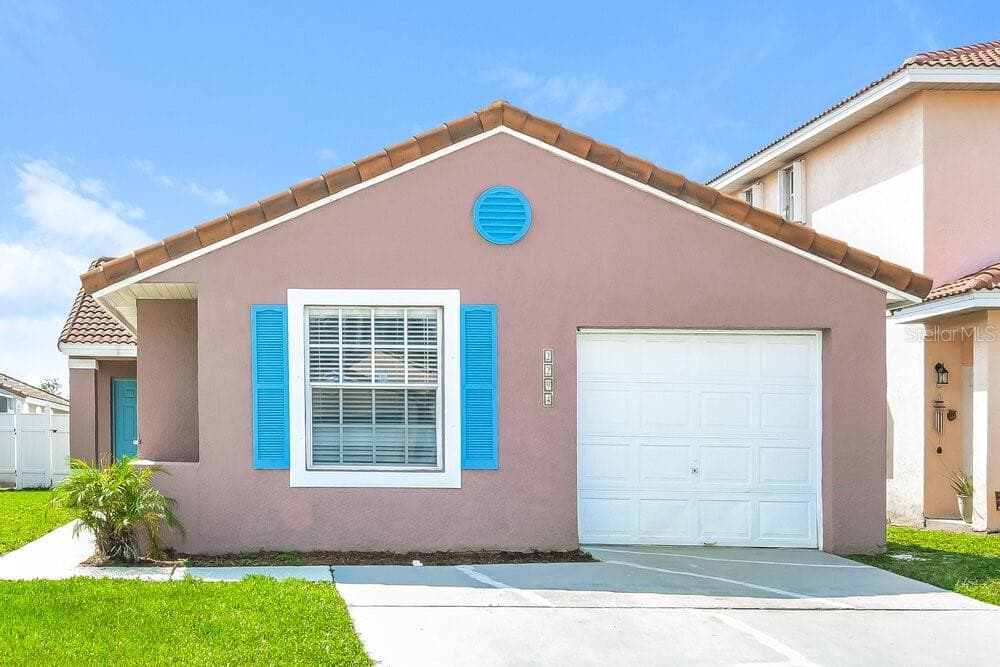 2294 SANTA LUCIA STREET KISSIMMEE, FL 34743