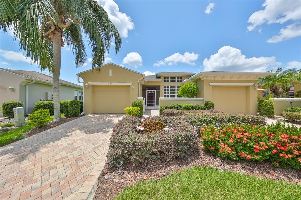 2452 KENSINGTON GREENS DRIVE SUN CITY CENTER, FL 33573