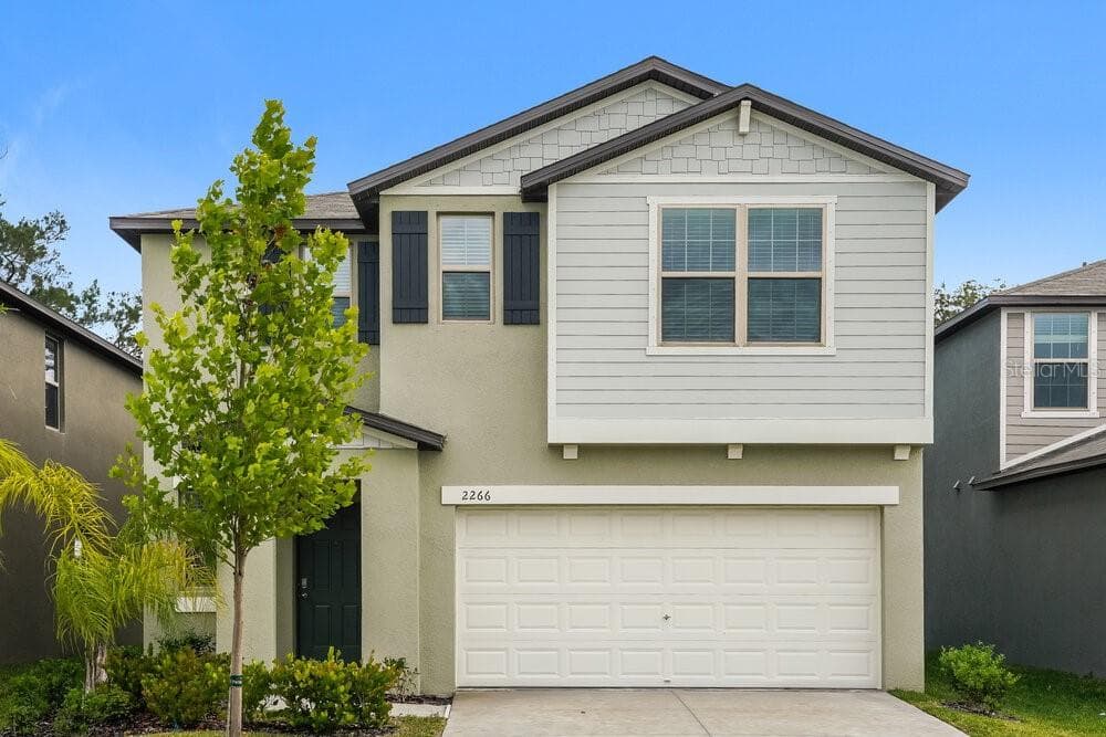 2266 JUNGLE DRIVE RUSKIN, FL 33570