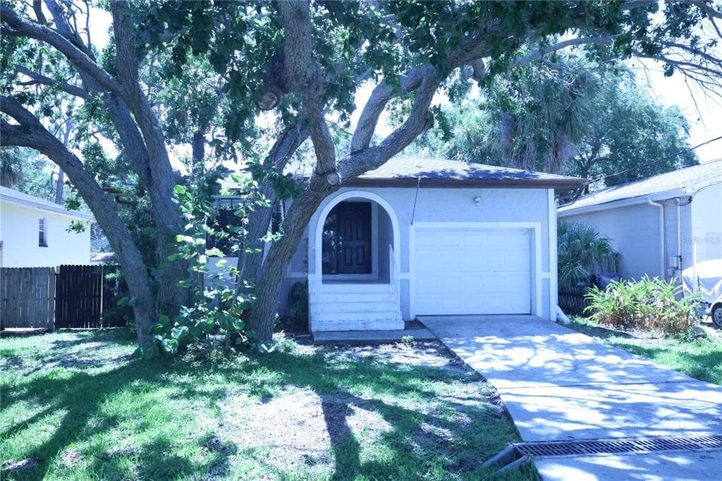 7609 S SHERRILL STREET TAMPA, FL 33616