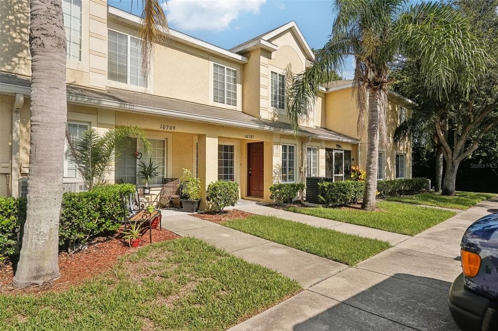 10707 KEYS GATE DRIVE RIVERVIEW, FL 33579