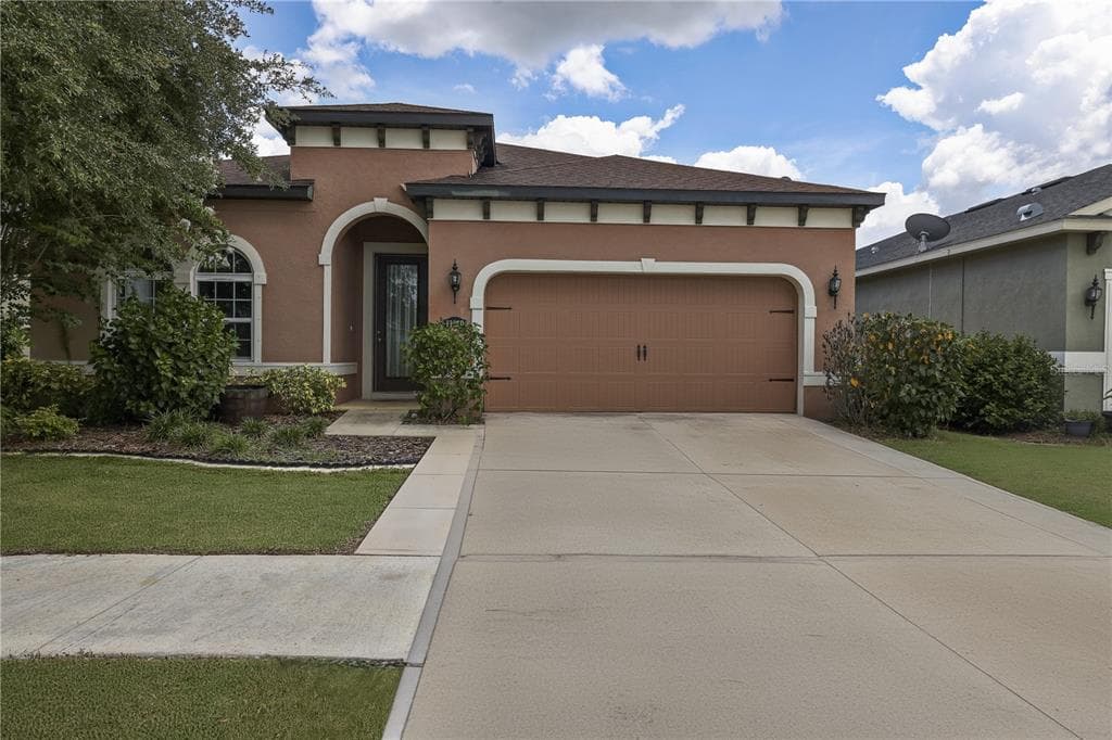 11110 SPRING POINT CIRCLE RIVERVIEW, FL 33579