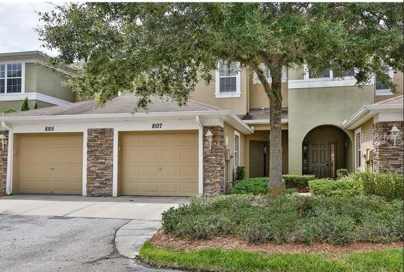 8107 STONE LEAF LANE TAMPA, FL 33647