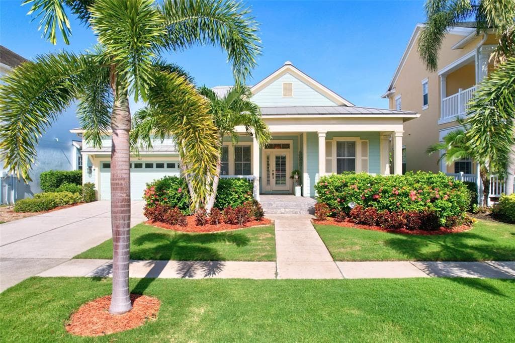 5612 SEAGRASS PLACE APOLLO BEACH, FL 33572