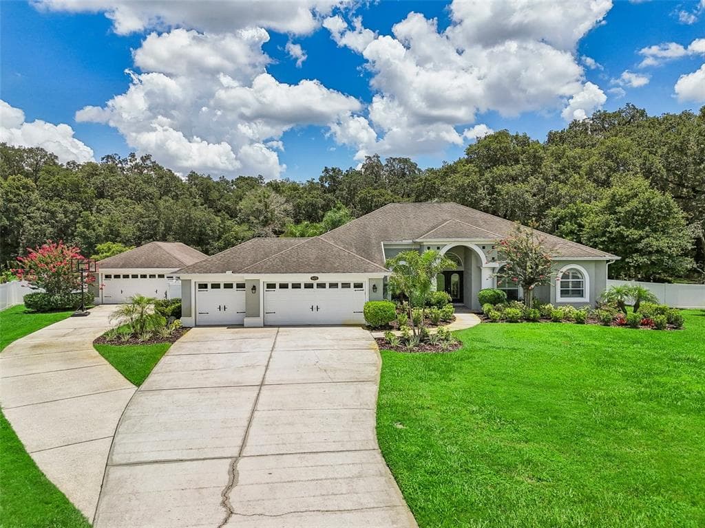 9478 SWIFT CREEK CIRCLE