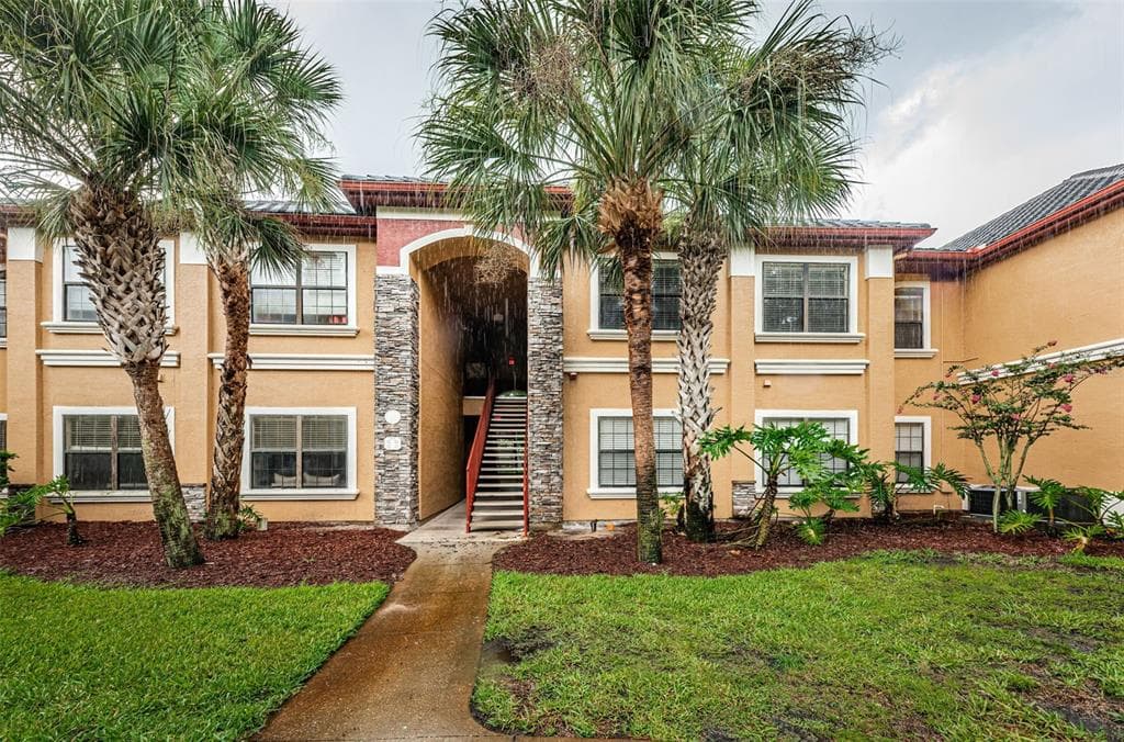 2188 CHIANTI PLACE UNIT 1023 PALM HARBOR, FL 34683