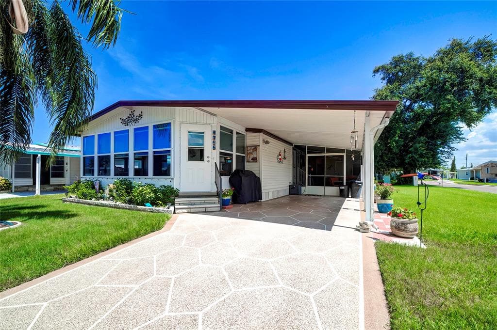 4755 BURNEY DRIVE HOLIDAY, FL 34690