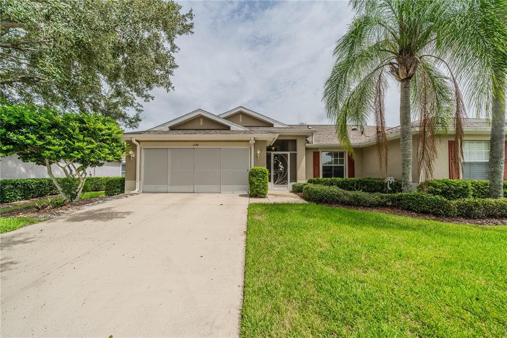 1120 CORINTH GREENS DRIVE UNIT 25