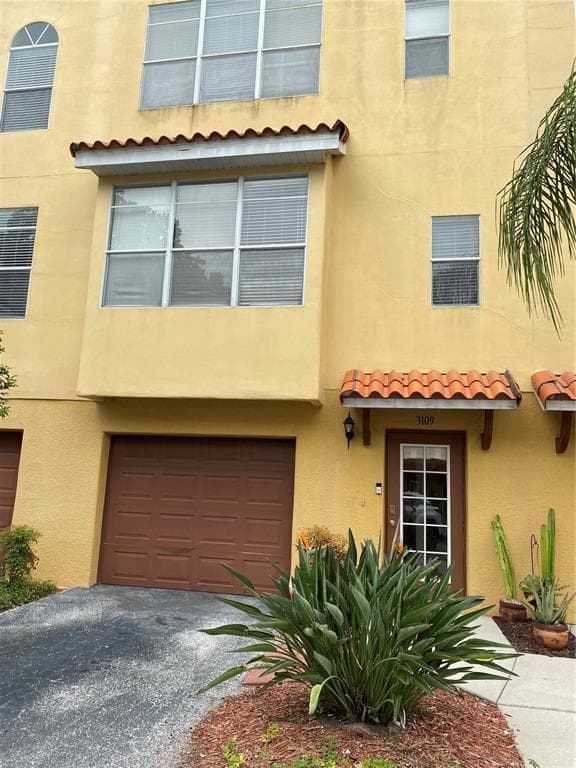 3109 TOSCANA CIRCLE TAMPA, FL 33611