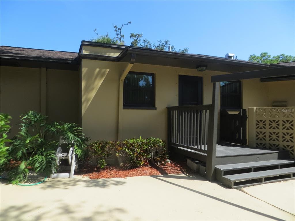 13300 INDIAN ROCKS ROAD UNIT 105 LARGO, FL 33774