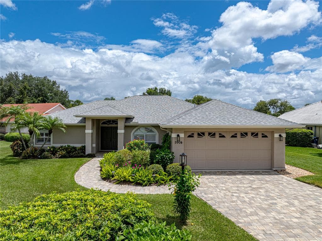 5904 CARRIAGE DRIVE SARASOTA, FL 34243