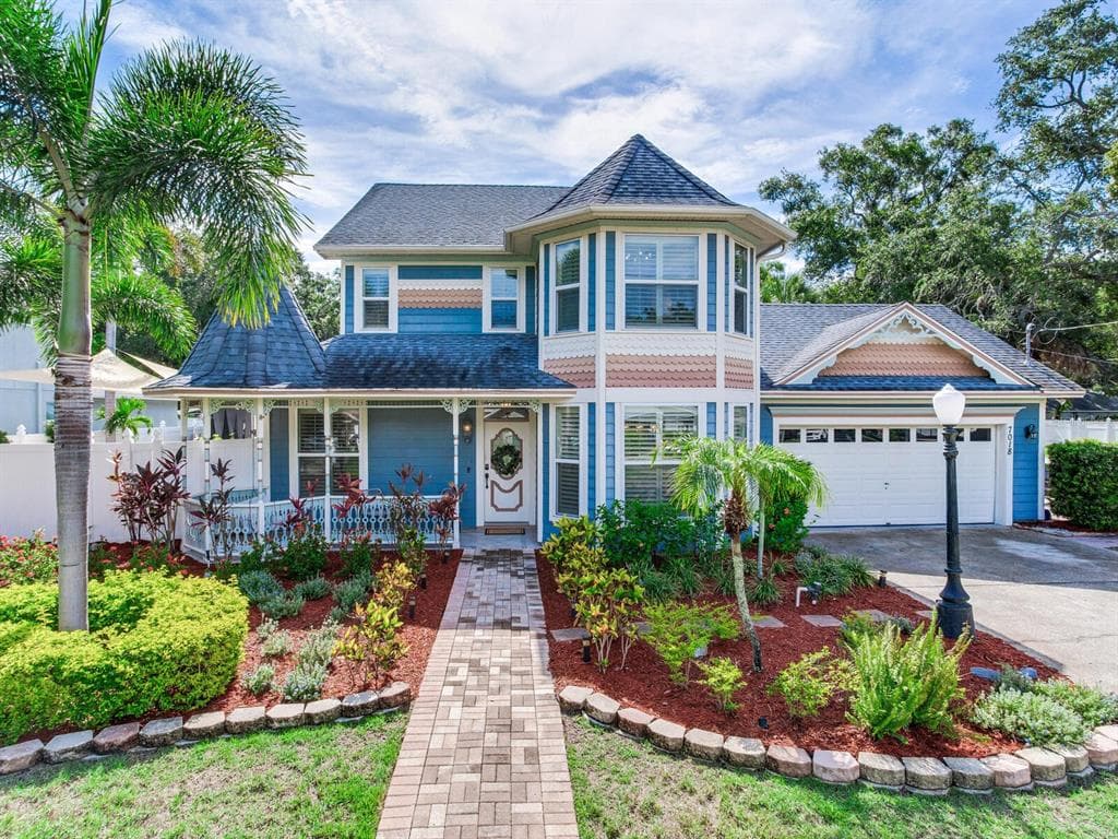 7018 S SHAMROCK ROAD TAMPA, FL 33616