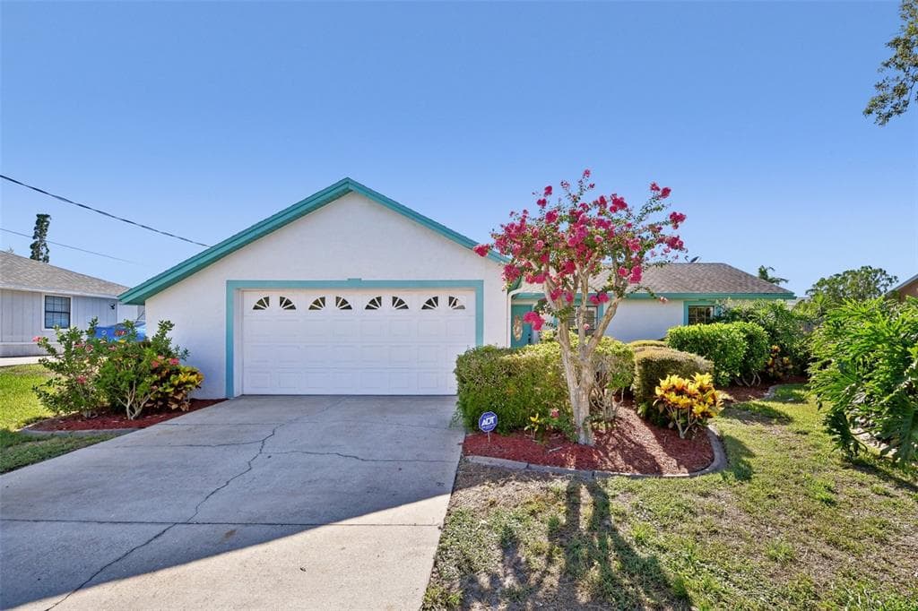 6072 ALBANENE AVENUE COCOA, FL 32927