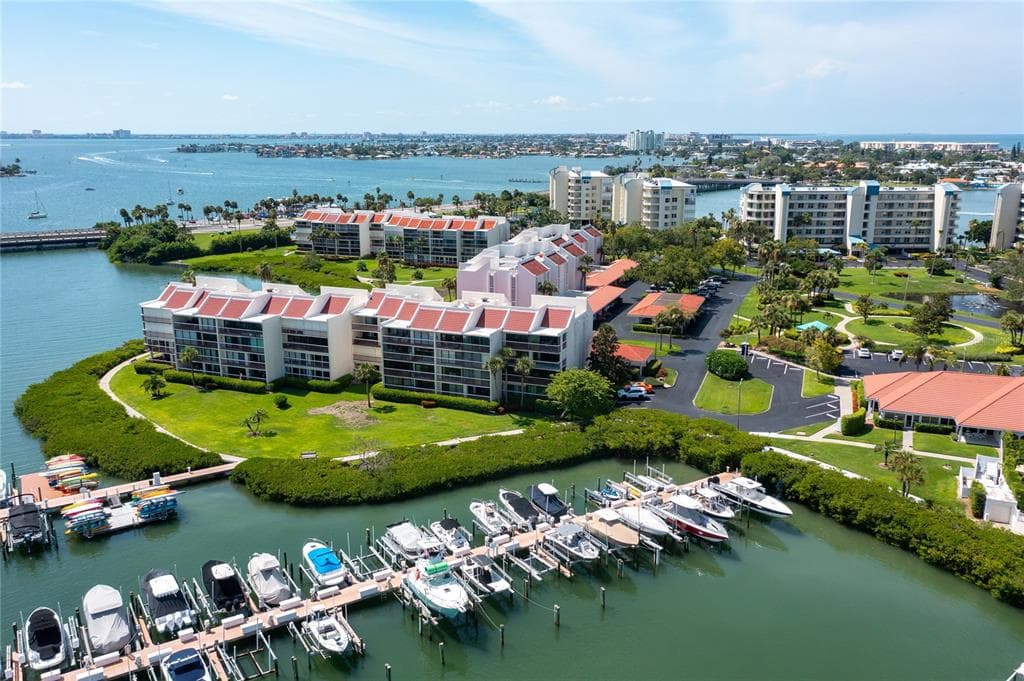 7907 SAILBOAT KEY BOULEVARD S UNIT 108 SOUTH PASADENA, FL 33707