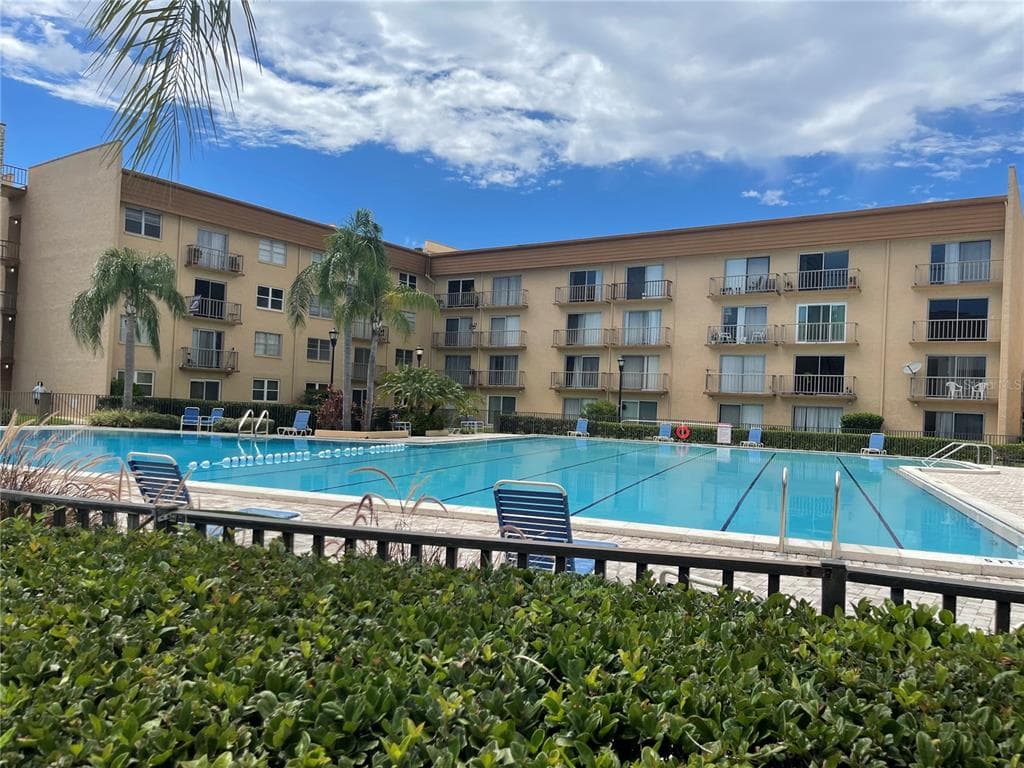 5820 N CHURCH AVENUE UNIT 440 TAMPA, FL 33614