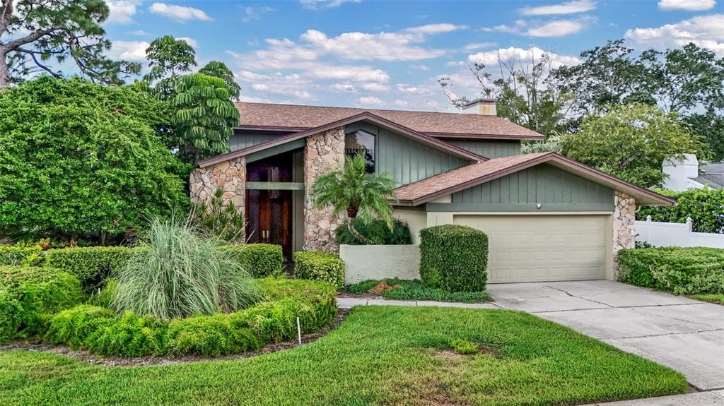 2924 TORREY PINES COURT CLEARWATER, FL 33761