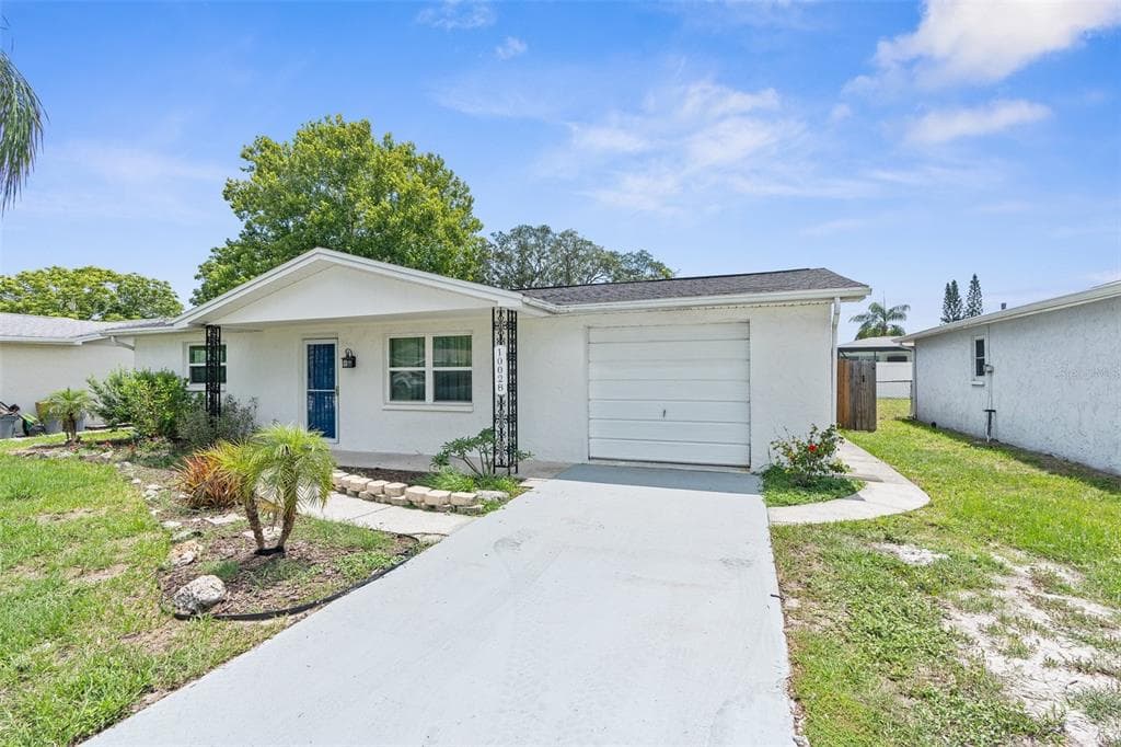 10028 OLD ORCHARD LANE PORT RICHEY, FL 34668