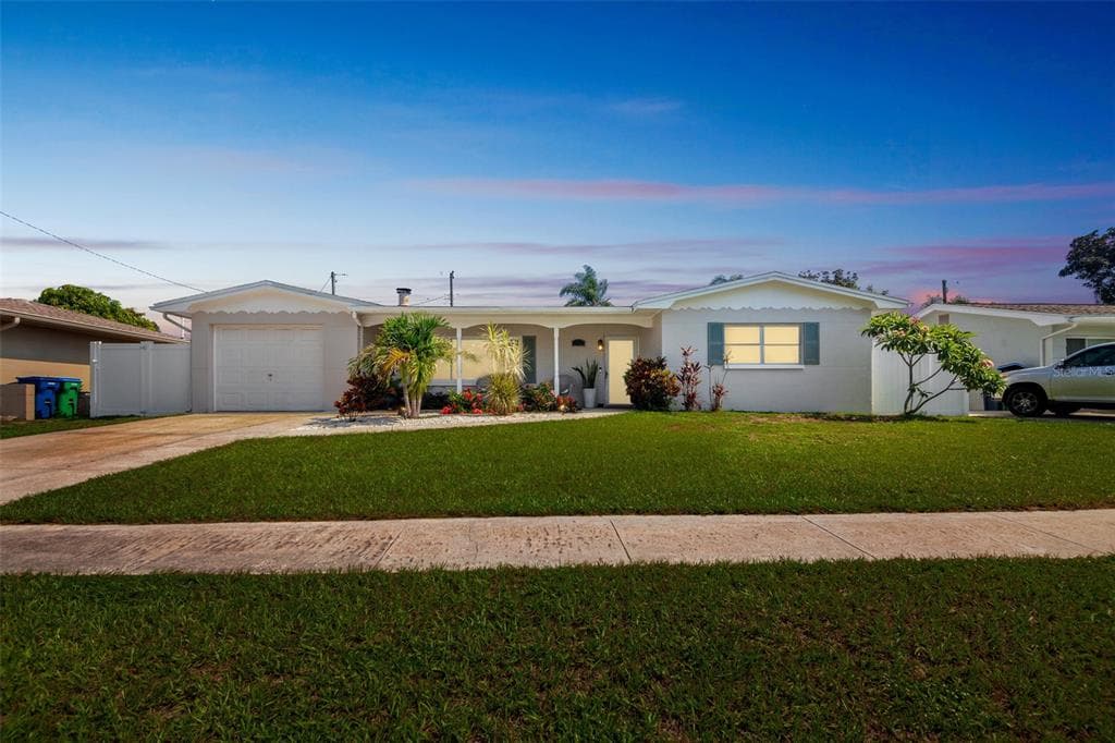 11009 FREEDOM BOULEVARD SEMINOLE, FL 33772
