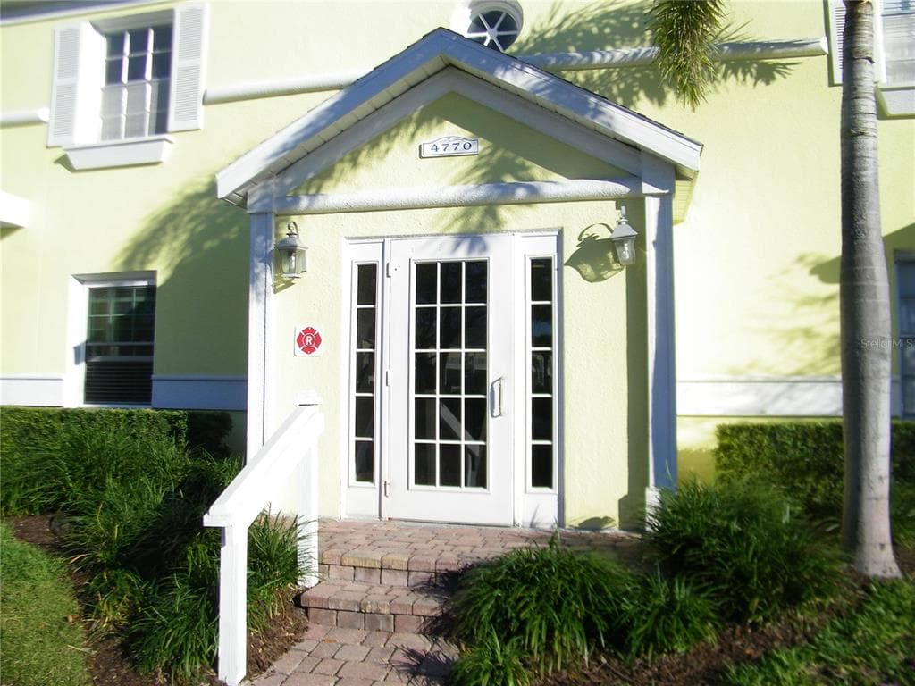 4770 BEACH DRIVE SE UNIT C ST PETERSBURG, FL 33705