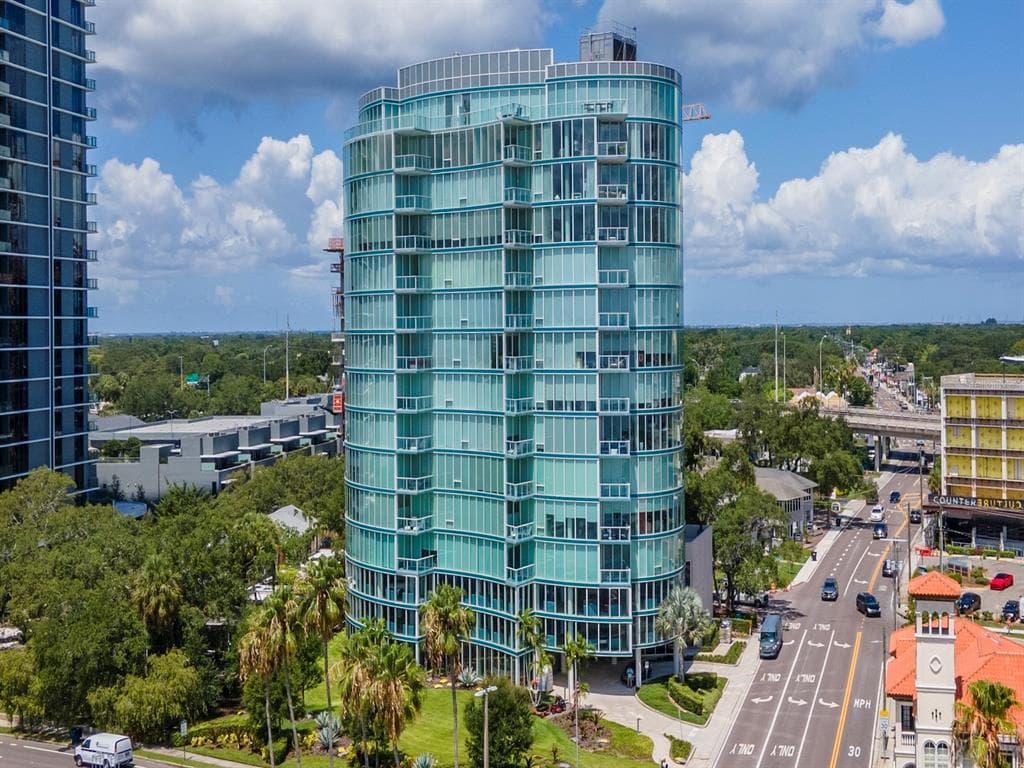 2900 W BAY TO BAY BOULEVARD UNIT 1203 TAMPA, FL 33629