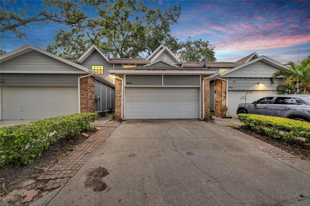 1722 CASTLE ROCK ROAD