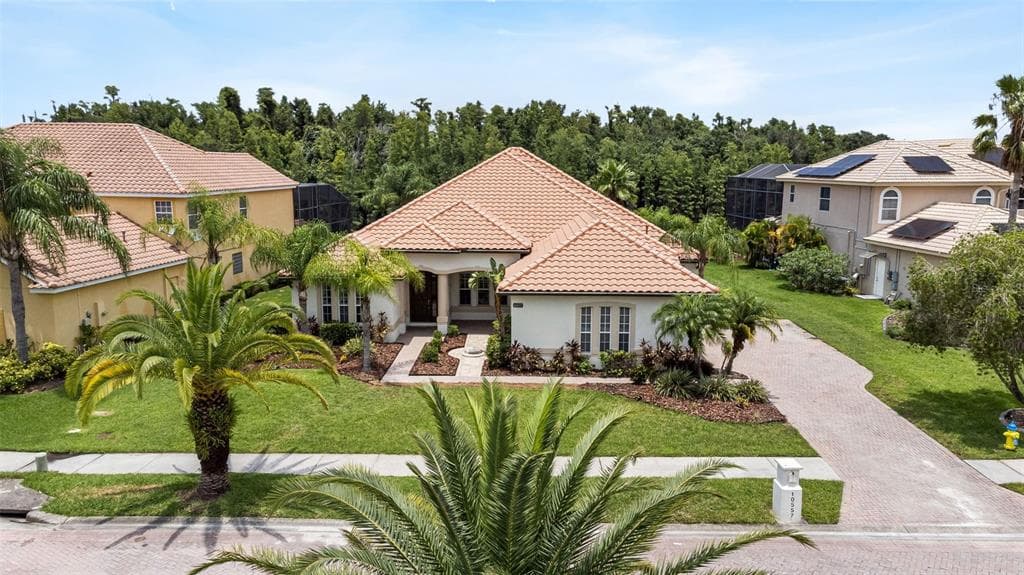 10557 BERMUDA ISLE DRIVE TAMPA, FL 33647