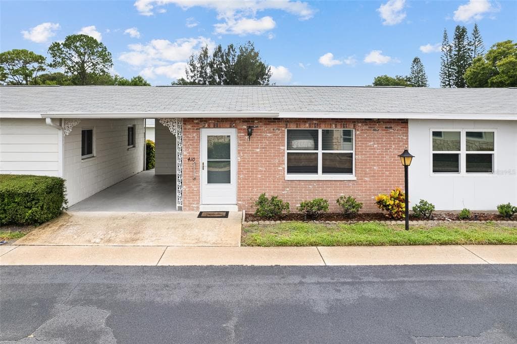 12400 PARK BOULEVARD UNIT 410 SEMINOLE, FL 33772