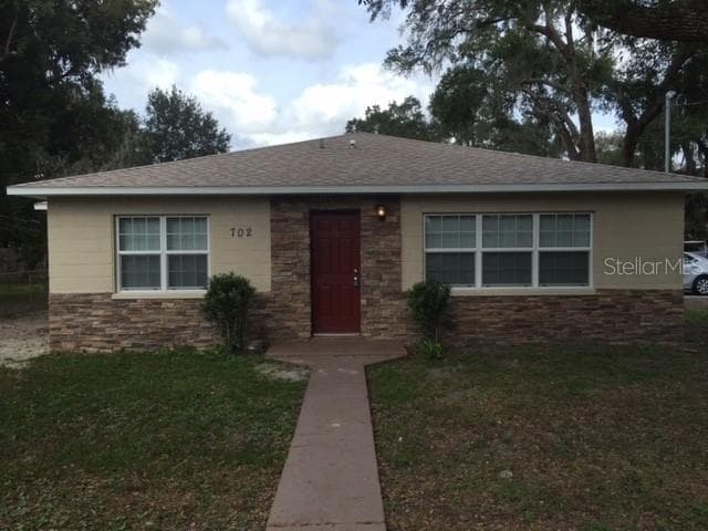 702 W CHERRY STREET PLANT CITY, FL 33563
