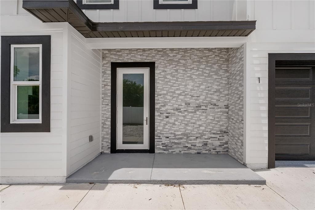 1348 SAN CHRISTOPHER DRIVE UNIT 1 DUNEDIN, FL 34698