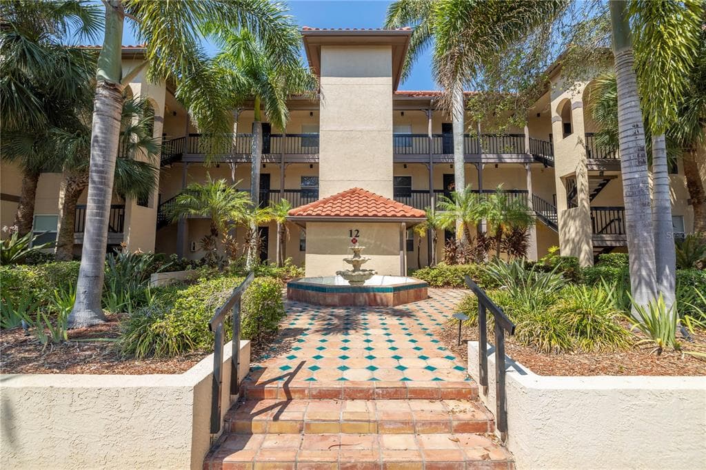 2400 FEATHER SOUND DRIVE UNIT 1227 CLEARWATER, FL 33762