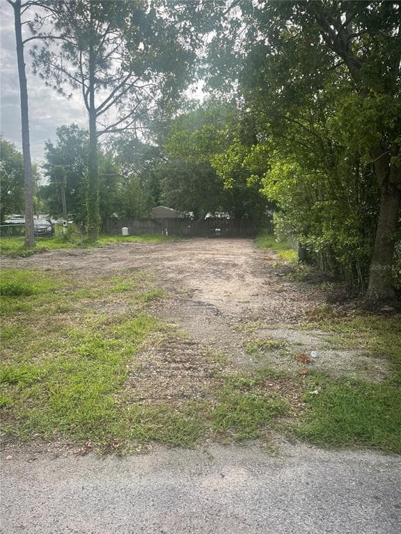 12905 WORCHESTER AVENUE TAMPA, FL 33624