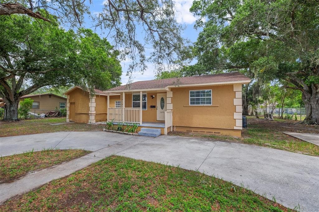 1630 41ST STREET S ST PETERSBURG, FL 33711