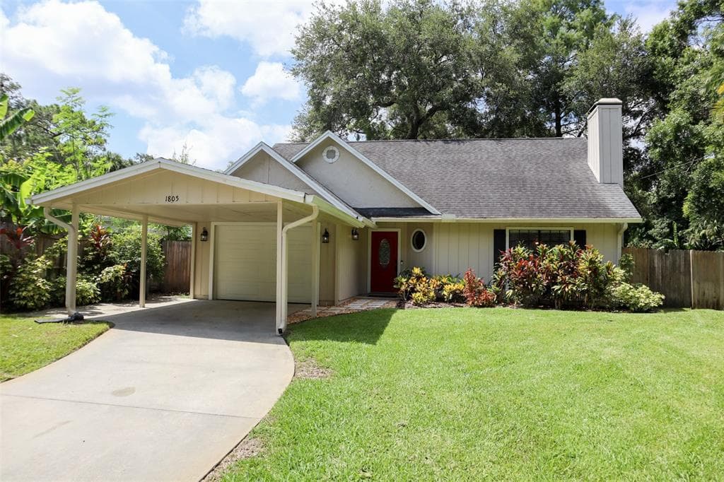 1805 E HOWELL STREET TAMPA, FL 33610