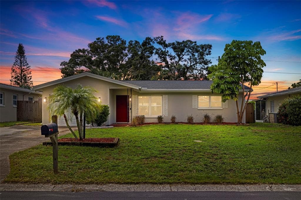 2055 TIMBER LANE CLEARWATER, FL 33763