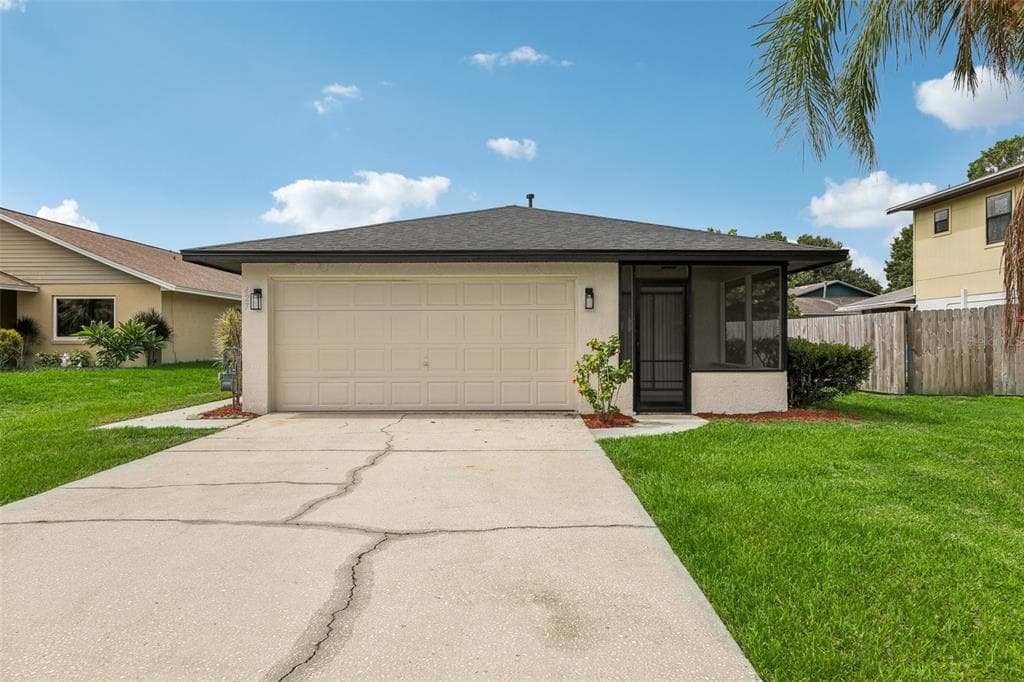 427 LAKE DAISY DRIVE WINTER HAVEN, FL 33884