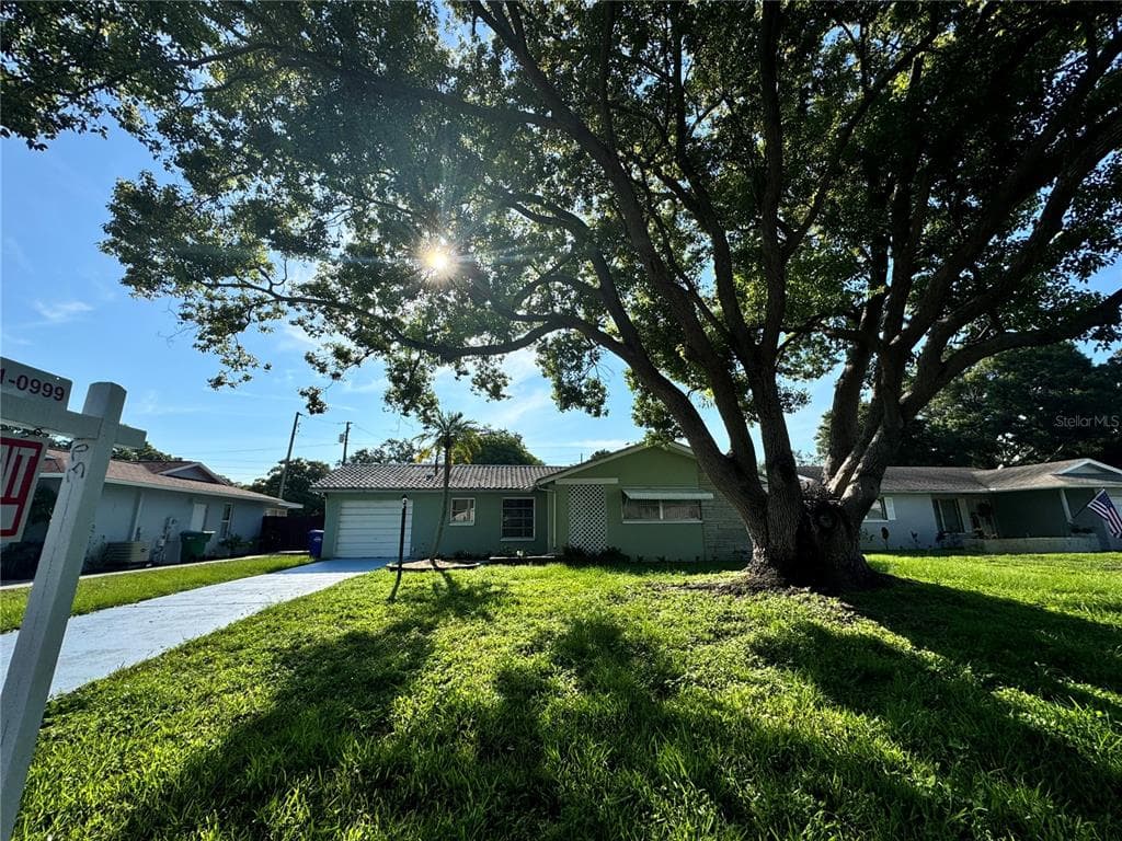 2538 BRAMBLEWOOD DRIVE E CLEARWATER, FL 33763