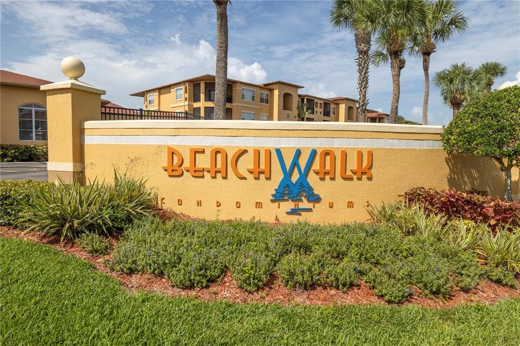 4311 BAYSIDE VILLAGE DRIVE UNIT 203 TAMPA, FL 33615