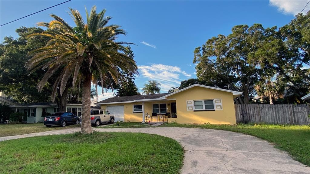 305 RIDGE ROAD PALM HARBOR, FL 34683